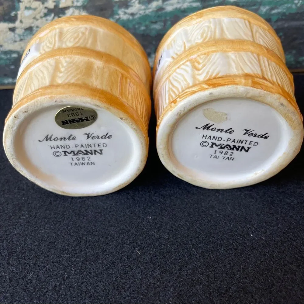 Monte Verde mustard ketchup bucket condiment jars hand painted 1982 Vintage